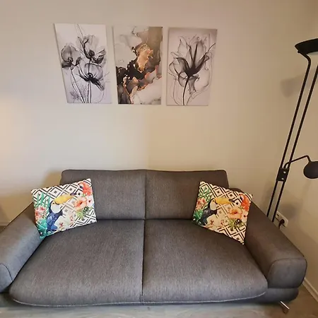 Apartament A4 *